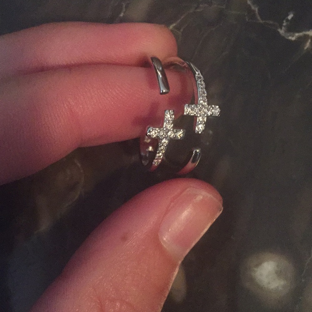 925 cross ring